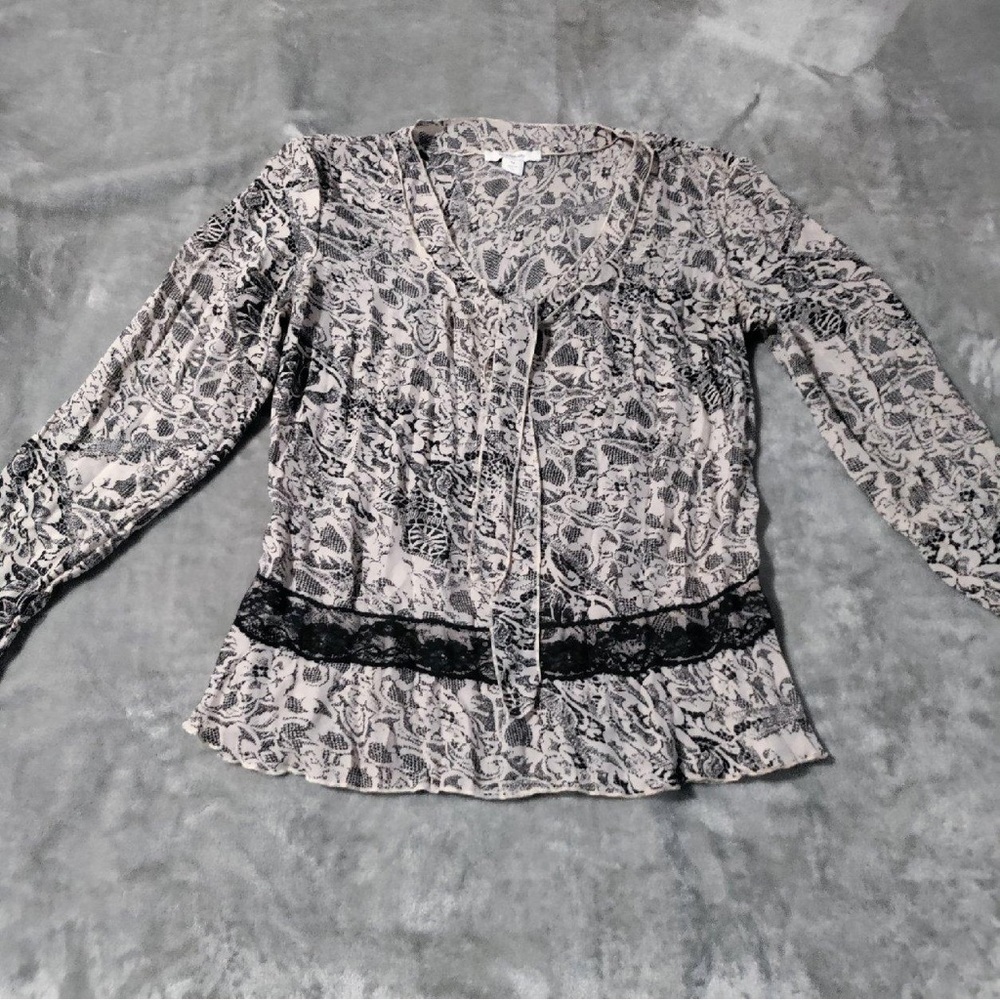 Dressbarn Faux Lace Print Bell Sleeve Semi Sheer Blouse Womens Size M
